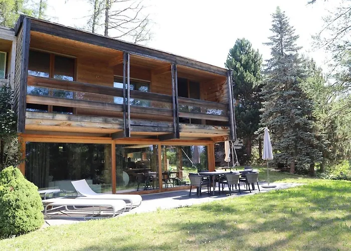 Montana Under The Stars * Crans-Montana